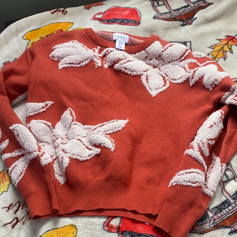 Cozy Leaf Patterned Sweater in Rust and Cream